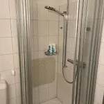 Gemuetliche Zimmer Mit Eigenem Badezimmer Am Guter Lage * Берн