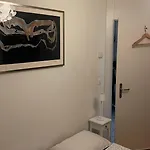 Mit Privatem Badezimmer In Guter Lage Rum i privatbostad