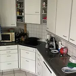 Mit Privatem Badezimmer In Guter Lage Rum i privatbostad Bern
