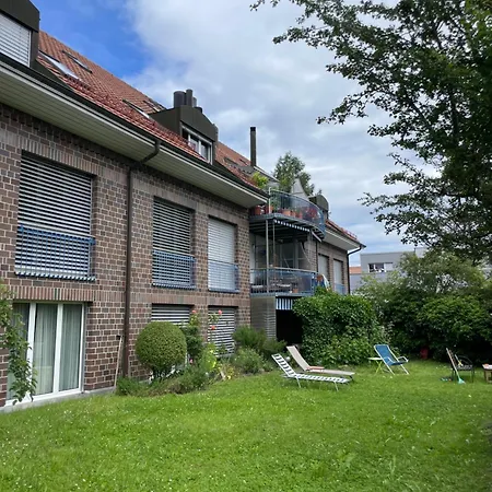 Rum i privatbostad Gemuetliche Mit Eigenem Badezimmer Am Guter Lage