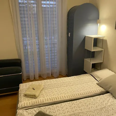 Gemuetliche Mit Eigenem Badezimmer Am Guter Lage Rum i privatbostad Bern