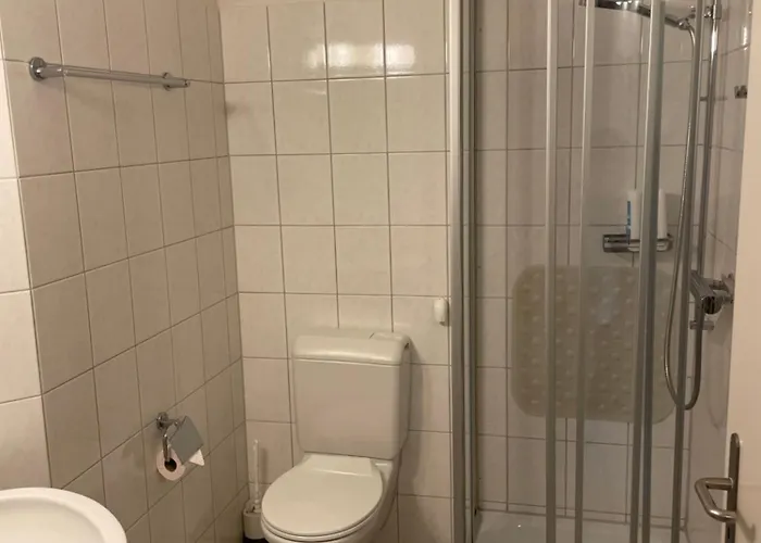 Mit Privatem Badezimmer In Guter Lage Bern