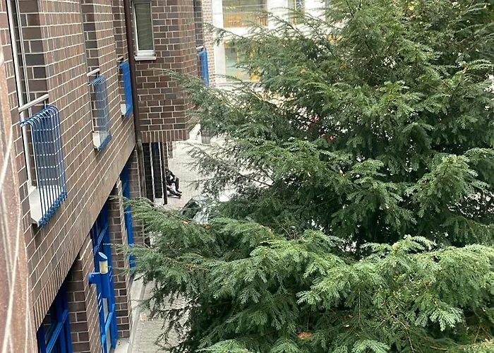 Mit Privatem Badezimmer In Guter Lage Privat bolig *