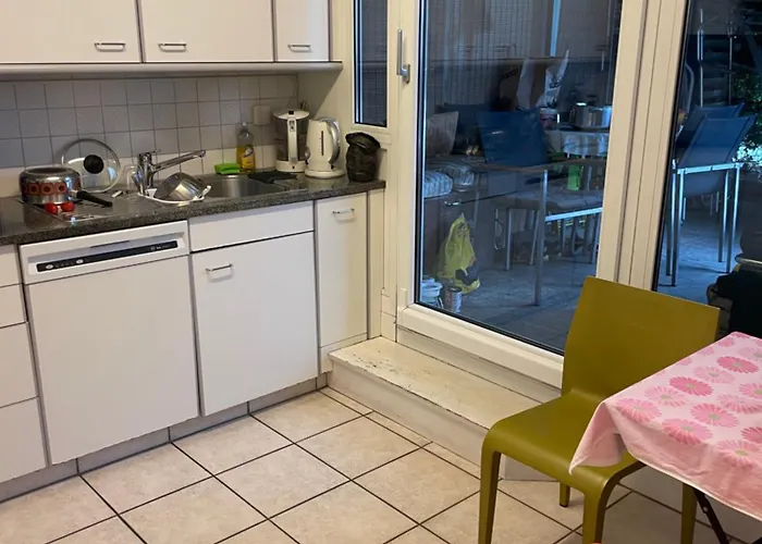 Mit Privatem Badezimmer In Guter Lage * Bern