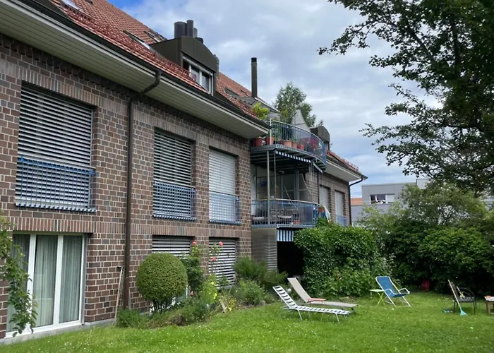 Homestay Mit Privatem Badezimmer In Guter Lage